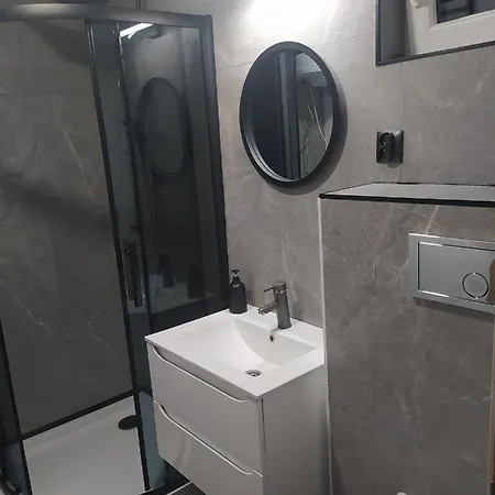 Dom I Nad Morzem I Jeziorem - - Jaroslawiec Feriehus Jezierzany