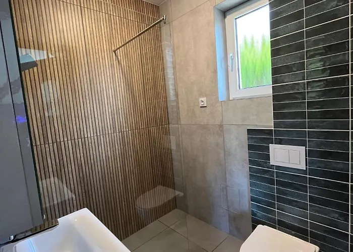 펜션 Dom I Nad Morzem I Jeziorem - - Jaroslawiec *